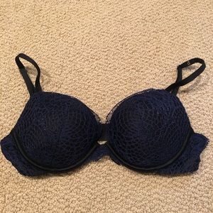 Victoria’s Secret PINK Very Sexy Push-Up Bra 32B